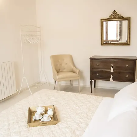 Numero Dodici White 14 Apartment *